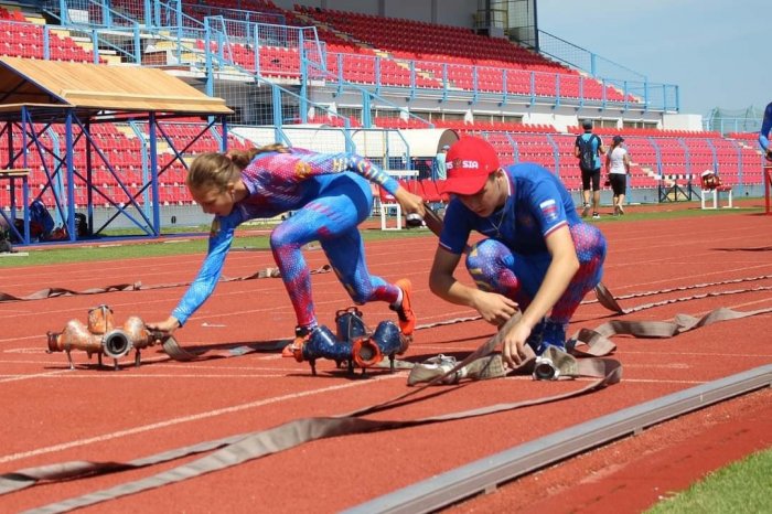 Сборная России по пожарно-спасательному спорту занимает первое место по итогам двух соревновательных дней